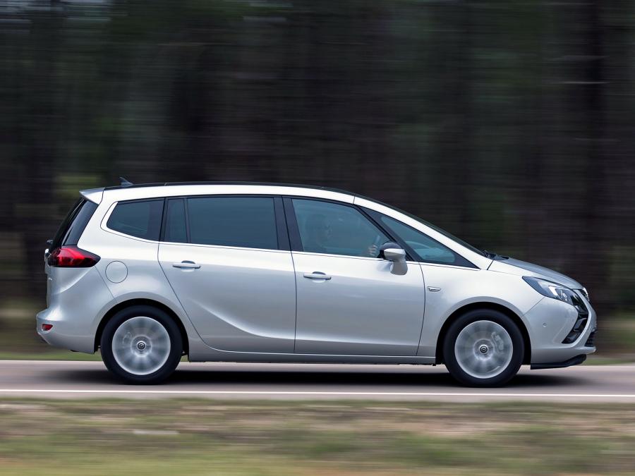  Opel Zafira Tourer ecoFLEX 2011 года  (фото 14 из 21)
